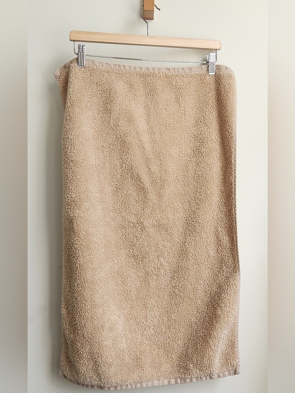 Matouk Hand Towel Tan 100% Cotton Classic Luxury